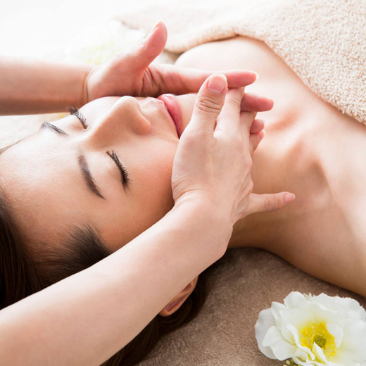 小顔フェイシャルメニュー